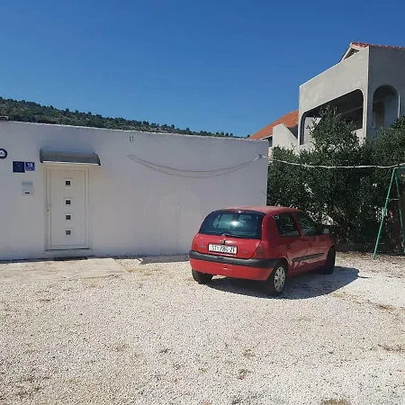 Moderni Apartman Sa Velikom Terasom * Rogoznica (Sibenik-Knin)