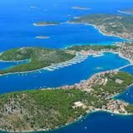 Moderni Apartman Sa Velikom Terasom Apartamento Rogoznica (Sibenik-Knin)